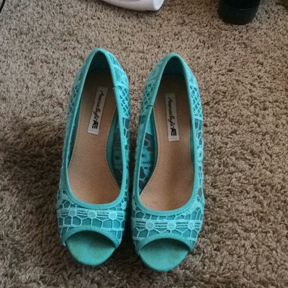 aqua shoes payless